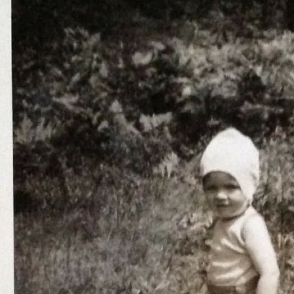 Meet your Posher, Lynn - Picture 1 of 1